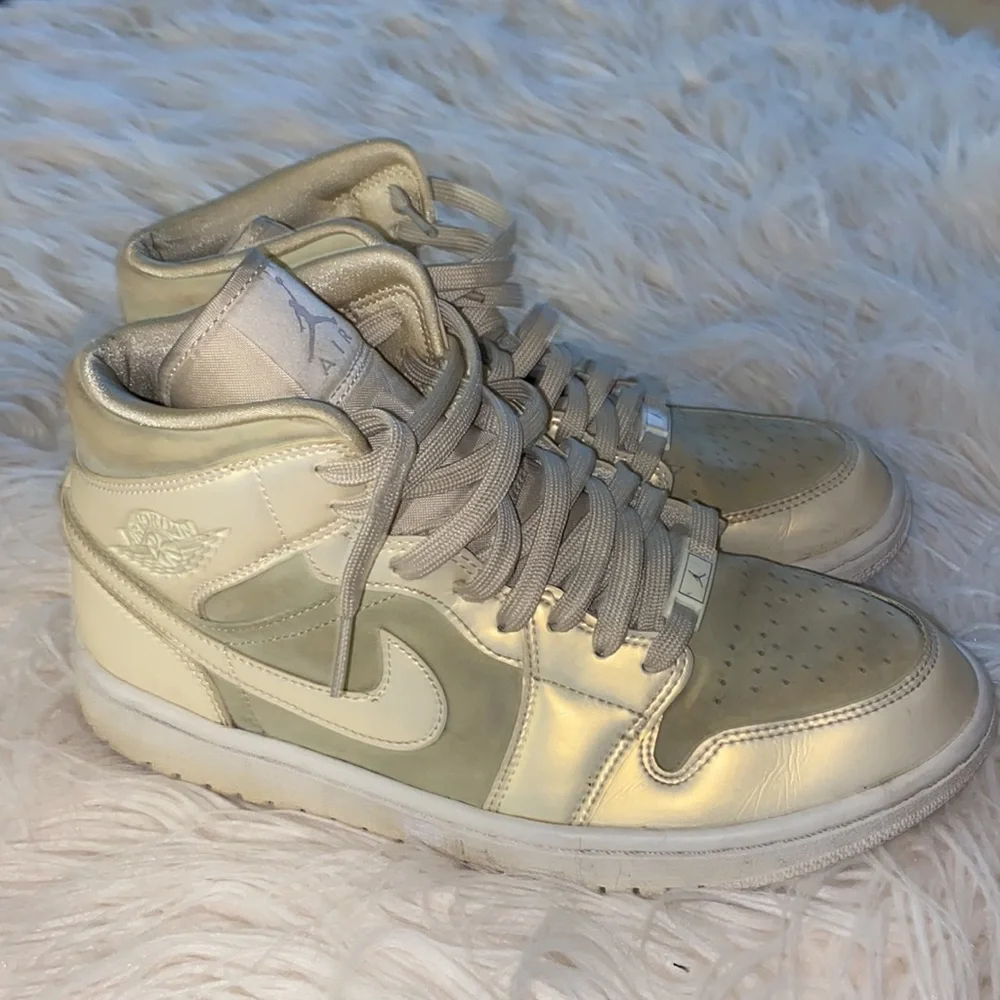 AIR JORDAN Nike athletic shoes